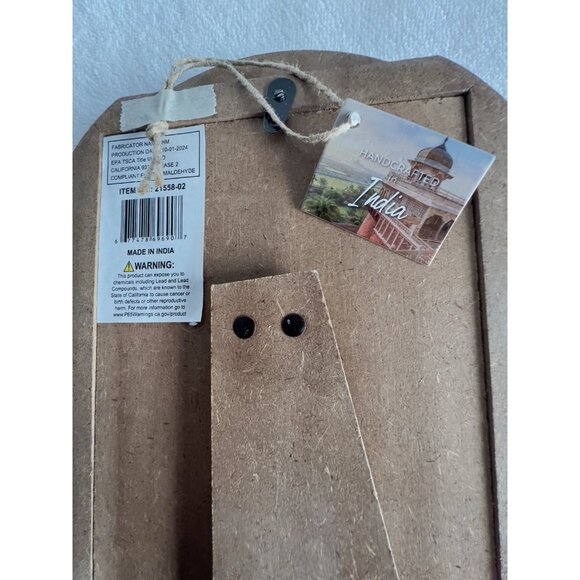 NWT Handcrafted Bone & Resin Blue White Photo Frame Stripe 5 x 7 Vertical Oval - Picture 7 of 10